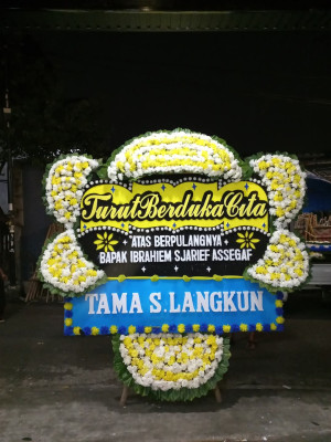 Papan Bunga Duka di Hayaping